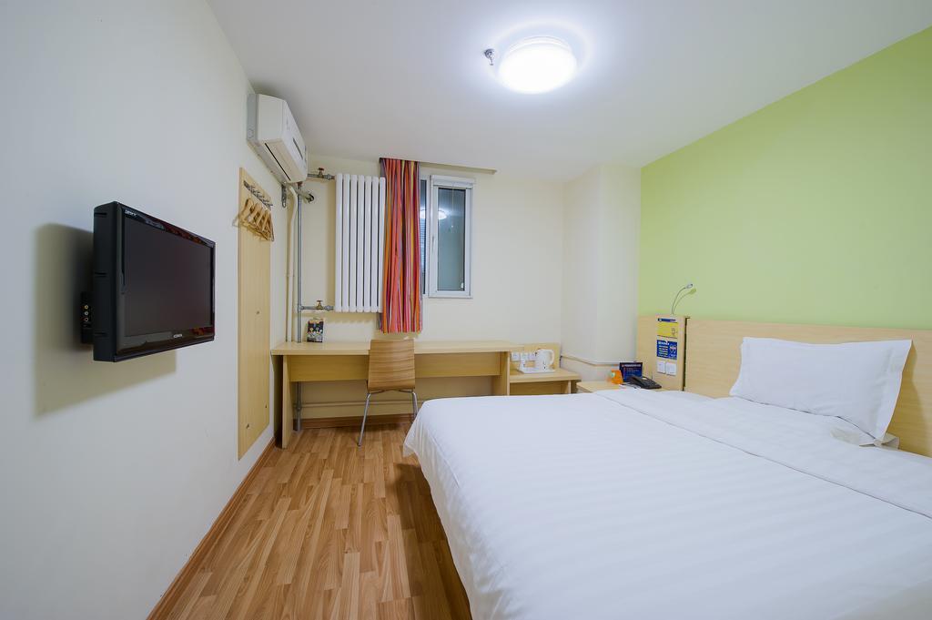 7Days Inn Premium Guangzhou Tianhe West Tiyu Road Subway Station Exterior foto