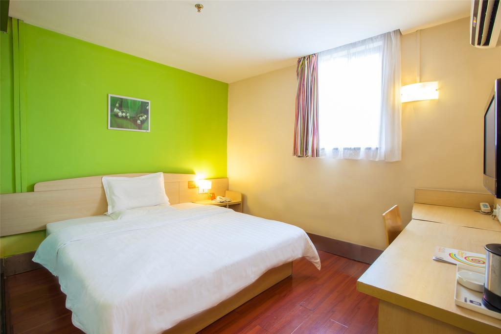 7Days Inn Premium Guangzhou Tianhe West Tiyu Road Subway Station Zimmer foto