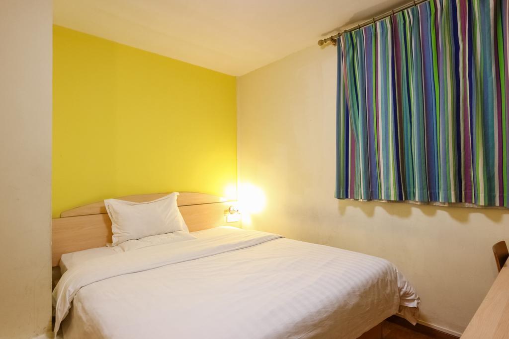 7Days Inn Premium Guangzhou Tianhe West Tiyu Road Subway Station Exterior foto